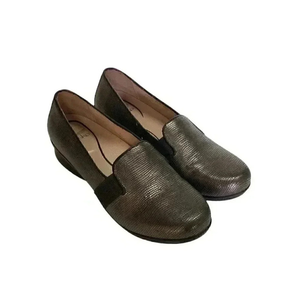 Dansko Addy Womens 7.5 8 38 Leather Loafers Shoes Pewter Metallic Slip On Flats - Picture 1 of 8